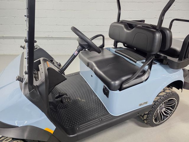 2026 E-Z-GO RXV 4 Summit X Elite Lithium — photo 13