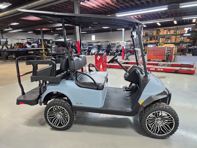 2026 E-Z-GO RXV 4 Summit X Elite Lithium — photo 6