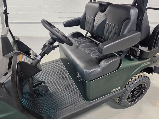 2026 E-Z-GO RXV 4 Summit XTL Elite Lithium — photo 13