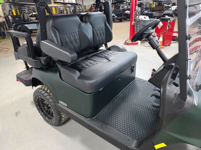 2026 E-Z-GO RXV 4 Summit XTL Elite Lithium — photo 28