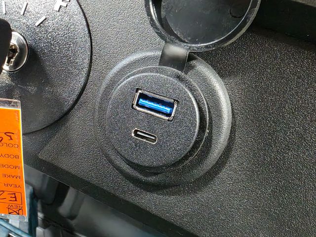 2026 E-Z-GO RXV 4 Summit XTL Elite Lithium — photo 32