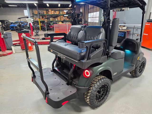 2026 E-Z-GO RXV 4 Summit XTL Elite Lithium — photo 33