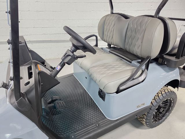 2026 E-Z-GO RXV 4 Summit XT Elite Lithium — photo 13