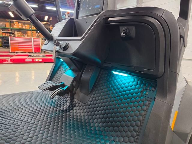 2026 E-Z-GO RXV 4 Summit XT Elite Lithium — photo 31