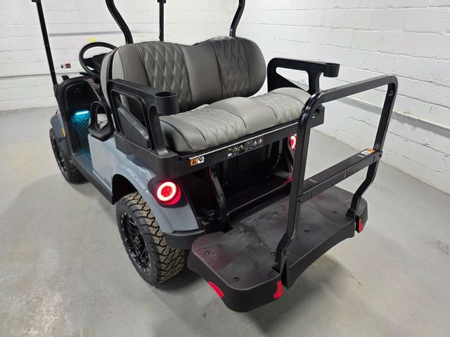 2026 E-Z-GO RXV 4 Summit XT Elite Lithium — photo 37