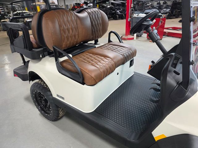 2026 E-Z-GO RXV 4 Summit XT Elite Lithium — photo 28