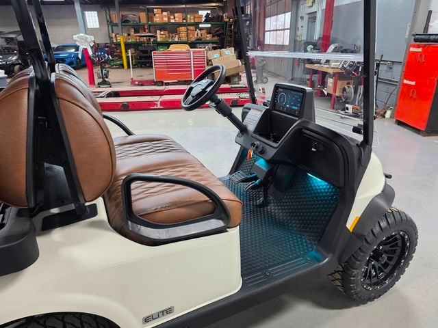 2026 E-Z-GO RXV 4 Summit XT Elite Lithium — photo 29
