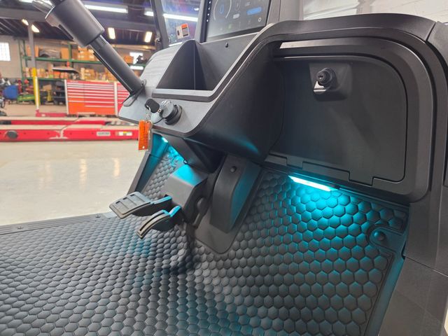 2026 E-Z-GO RXV 4 Summit XT Elite Lithium — photo 30