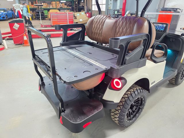 2026 E-Z-GO RXV 4 Summit XT Elite Lithium — photo 37