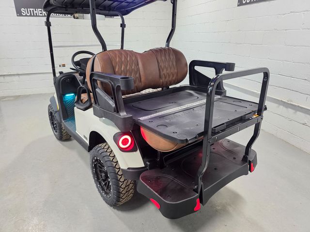 2026 E-Z-GO RXV 4 Summit XT Elite Lithium — photo 40