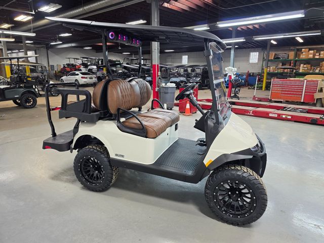 2026 E-Z-GO RXV 4 Summit XT Elite Lithium — photo 5