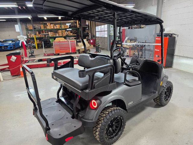 2026 E-Z-GO RXV 4 Summit X Elite Lithium — photo 27