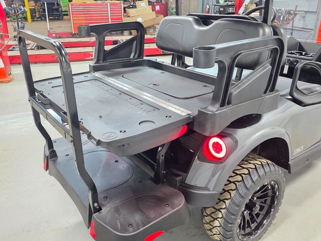 2026 E-Z-GO RXV 4 Summit X Elite Lithium — photo 31