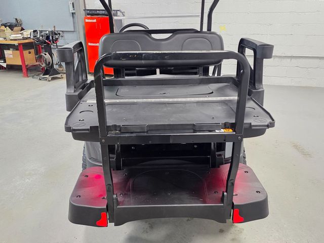 2026 E-Z-GO RXV 4 Summit X Elite Lithium — photo 32