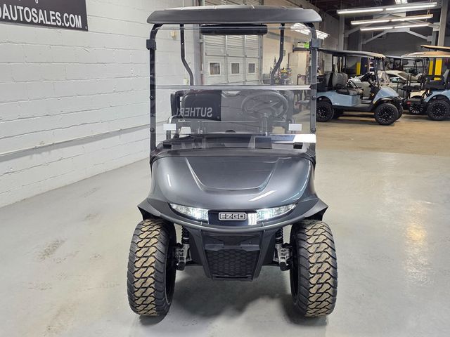 2026 E-Z-GO RXV 4 Summit X Elite Lithium — photo 3