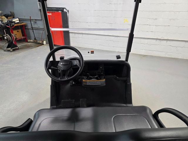 2020 E-Z-GO Freedom RXV Elite — photo 11