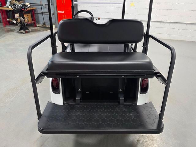2020 E-Z-GO Freedom RXV Elite — photo 25
