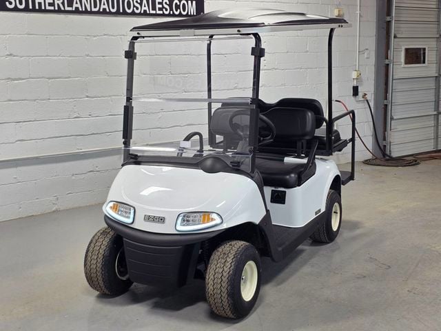 2020 E-Z-GO Freedom RXV Elite — photo 3