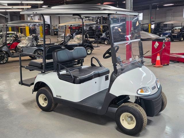 2020 E-Z-GO Freedom RXV Elite — photo 5
