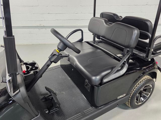 2020 E-Z-GO Freedom RXV Elite — photo 14