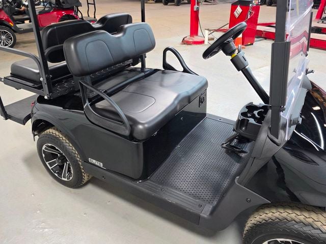 2020 E-Z-GO Freedom RXV Elite — photo 23