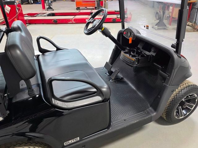 2020 E-Z-GO Freedom RXV Elite — photo 24