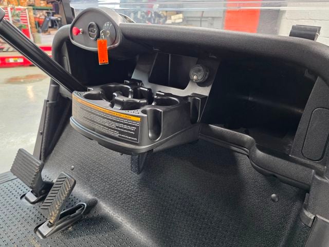 2020 E-Z-GO Freedom RXV Elite — photo 25