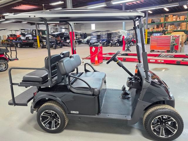 2020 E-Z-GO Freedom RXV Elite — photo 7