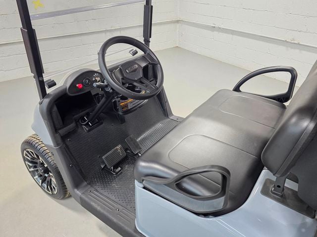 2020 E-Z-GO Freedom RXV Elite — photo 12