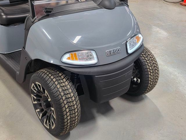2020 E-Z-GO Freedom RXV Elite — photo 21
