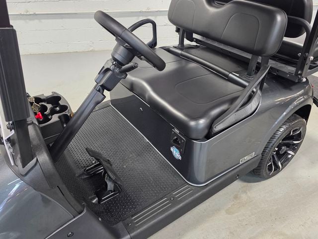 2020 E-Z-GO Freedom RXV Elite — photo 13