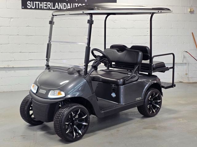2020 E-Z-GO Freedom RXV Elite — photo 3