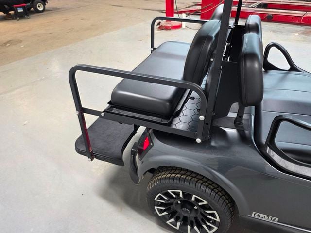 2020 E-Z-GO Freedom RXV Elite — photo 25