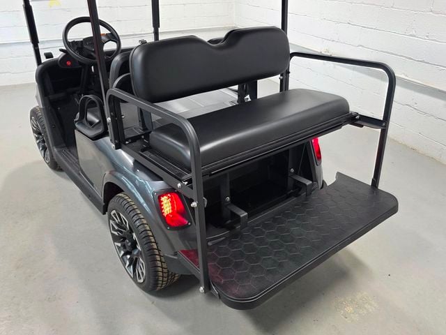 2020 E-Z-GO Freedom RXV Elite — photo 28
