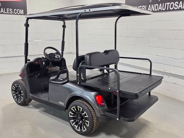 2020 E-Z-GO Freedom RXV Elite — photo 33