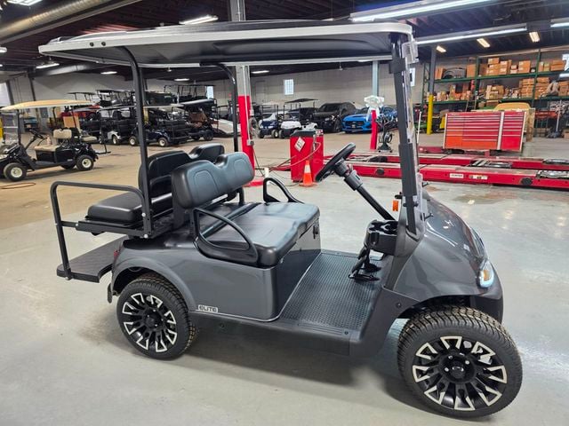 2020 E-Z-GO Freedom RXV Elite — photo 7