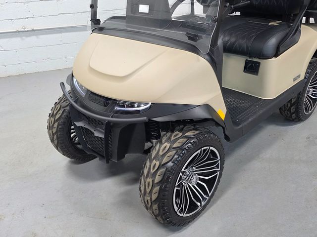 2026 E-Z-GO RXV 4 Summit XT Elite Lithium — photo 23
