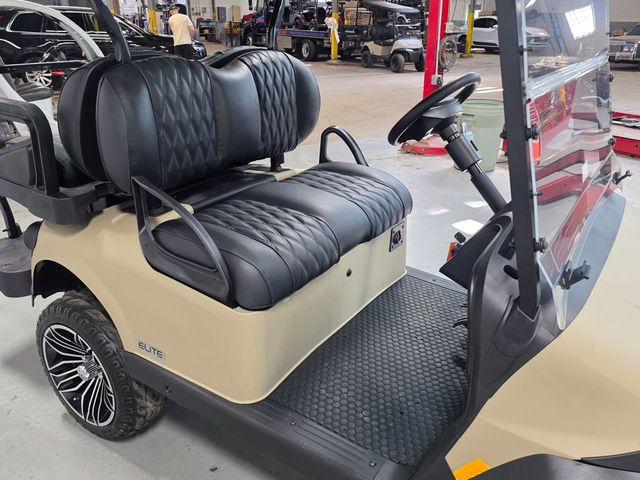 2026 E-Z-GO RXV 4 Summit XT Elite Lithium — photo 27