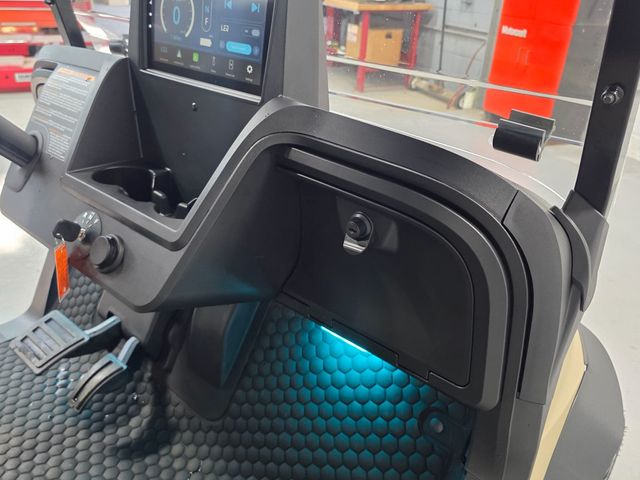 2026 E-Z-GO RXV 4 Summit XT Elite Lithium — photo 29