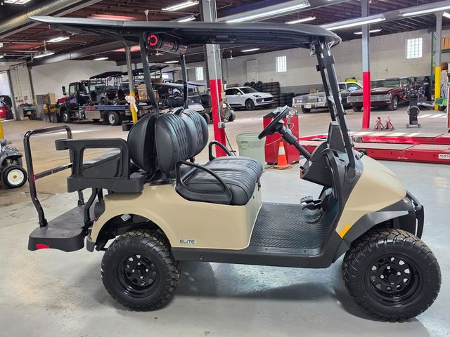 2026 E-Z-GO RXV 4 Summit XT Elite Lithium — photo 5