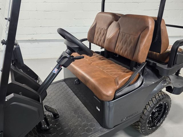 2027 E-Z-GO Express 4 Summit XTL 13.5-hp Gas — photo 11