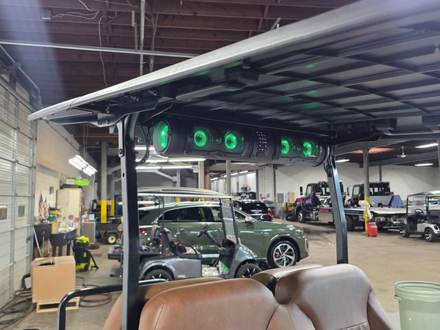 2027 E-Z-GO Express 4 Summit XTL 13.5-hp Gas — photo 25