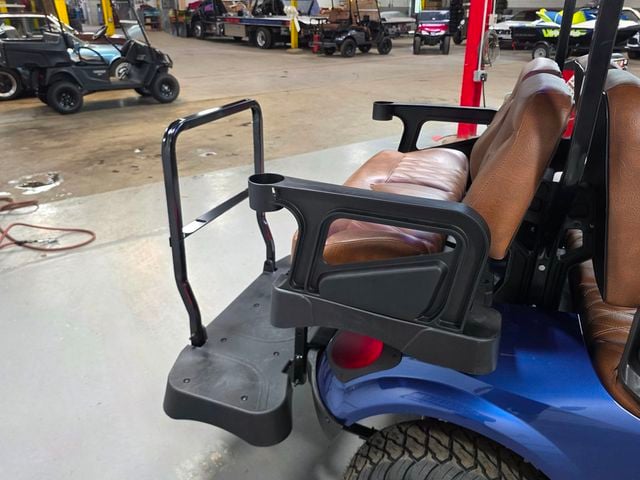 2026 E-Z-GO Express 6 Summit XTL ELiTE Lithium — photo 36