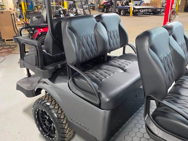 2027 E-Z-GO Express 6 Summit XTL ELiTE Lithium — photo 31