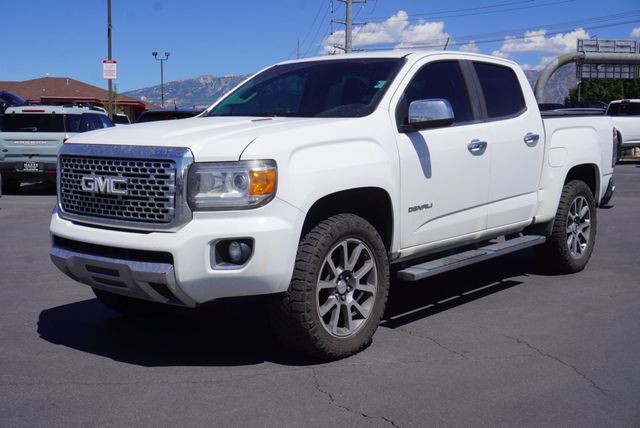 White 2017 GMC Canyon Pickup Truck Four-Wheel Drive Automatic