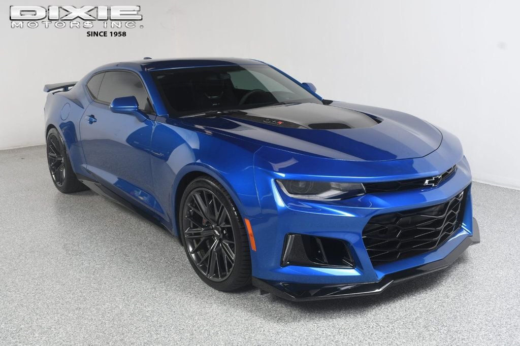 Hyper Blue Metallic 2017 Chevrolet Camaro Coupe Rear-Wheel Drive Automatic