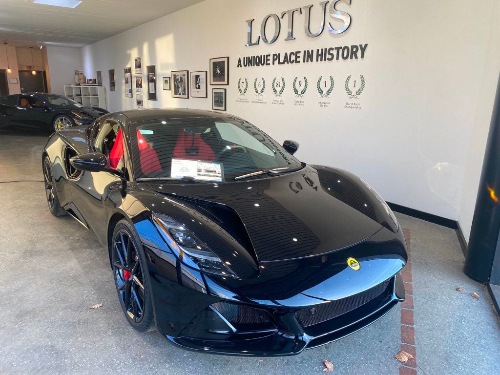 /2024 Lotus Emira