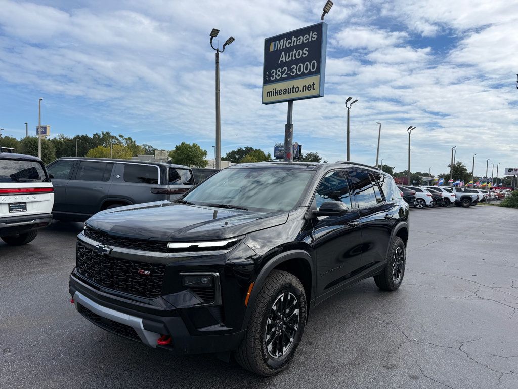 Mosaic Black Metallic 2026 Chevrolet Traverse SUV / Crossover Four-Wheel Drive 8-Speed Automatic