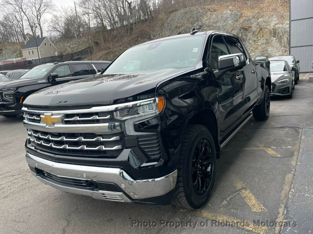 2024 Chevrolet Silverado 1500 4WD Crew Cab 157