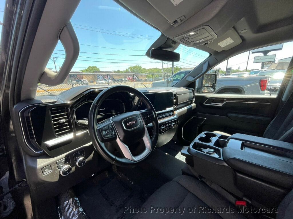 2023 GMC Sierra 1500 4WD Crew Cab 157